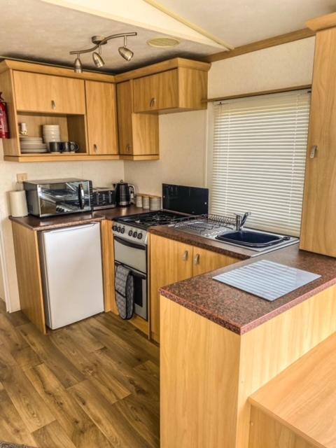 The Hygge Retreat At 7 Lakes Country Park, Lincolnshire Βίλα Crowle  Εξωτερικό φωτογραφία